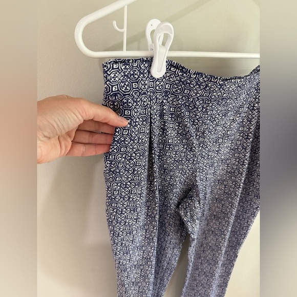 J. McLaughlin Navy Blue/White Patterned Pants - Size Small - Picture 10 of 10